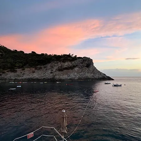 Apartman Cala Piccola Retreat Private & Pool Access