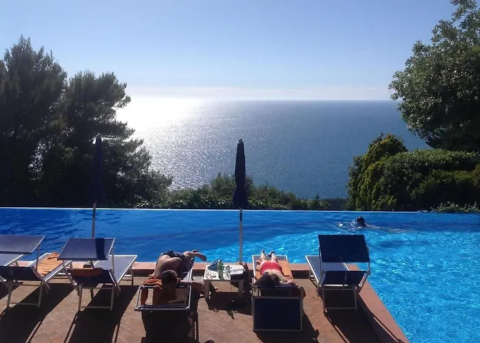 아파트 Cala Piccola Retreat Private & Pool Access *
